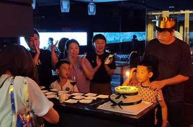 生日与朋友的聚会